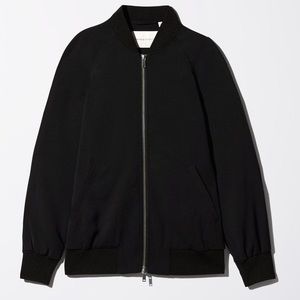 Aritzia The Group by Babaton Crepe Bomber Jacket